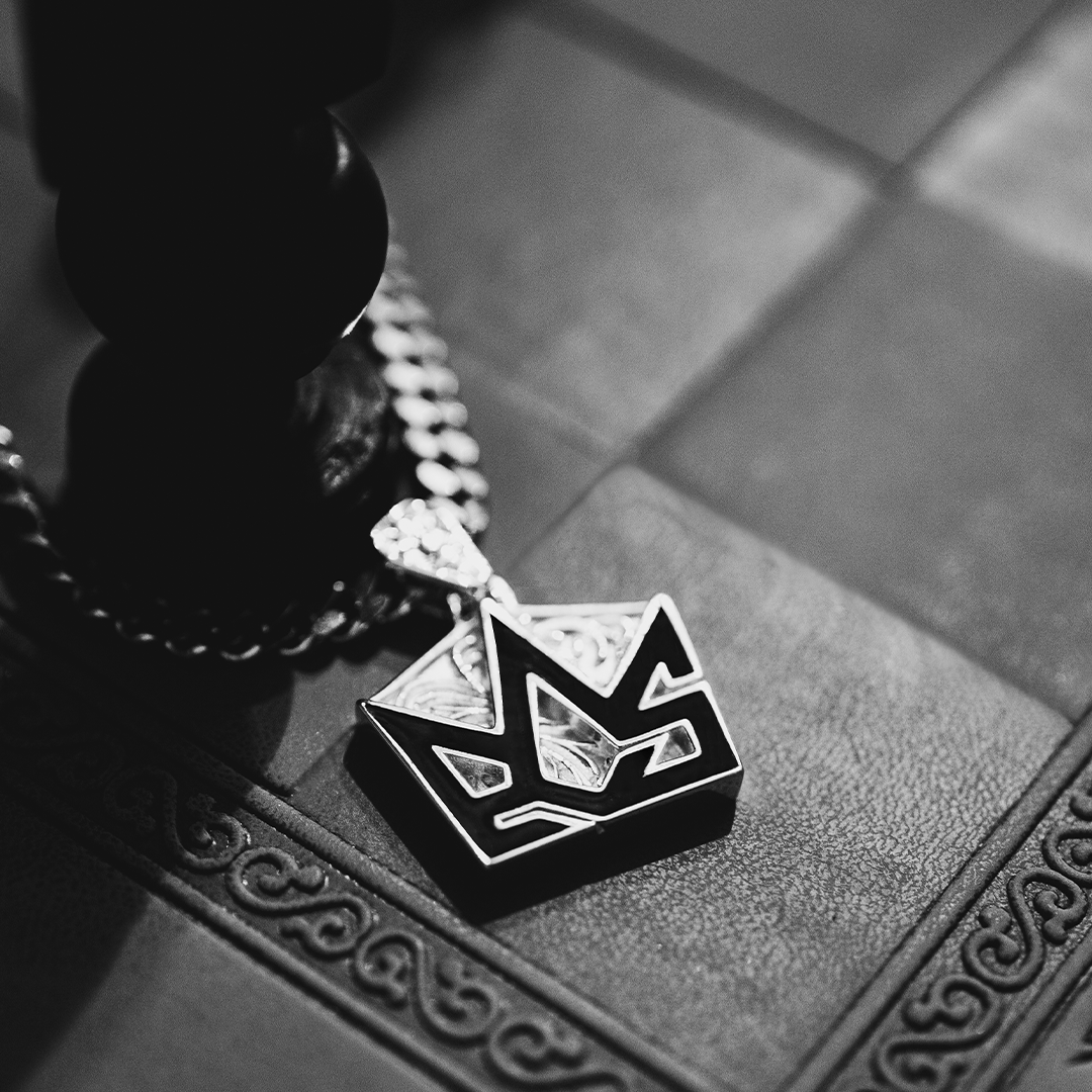 TIMELESS ROS CHAIN