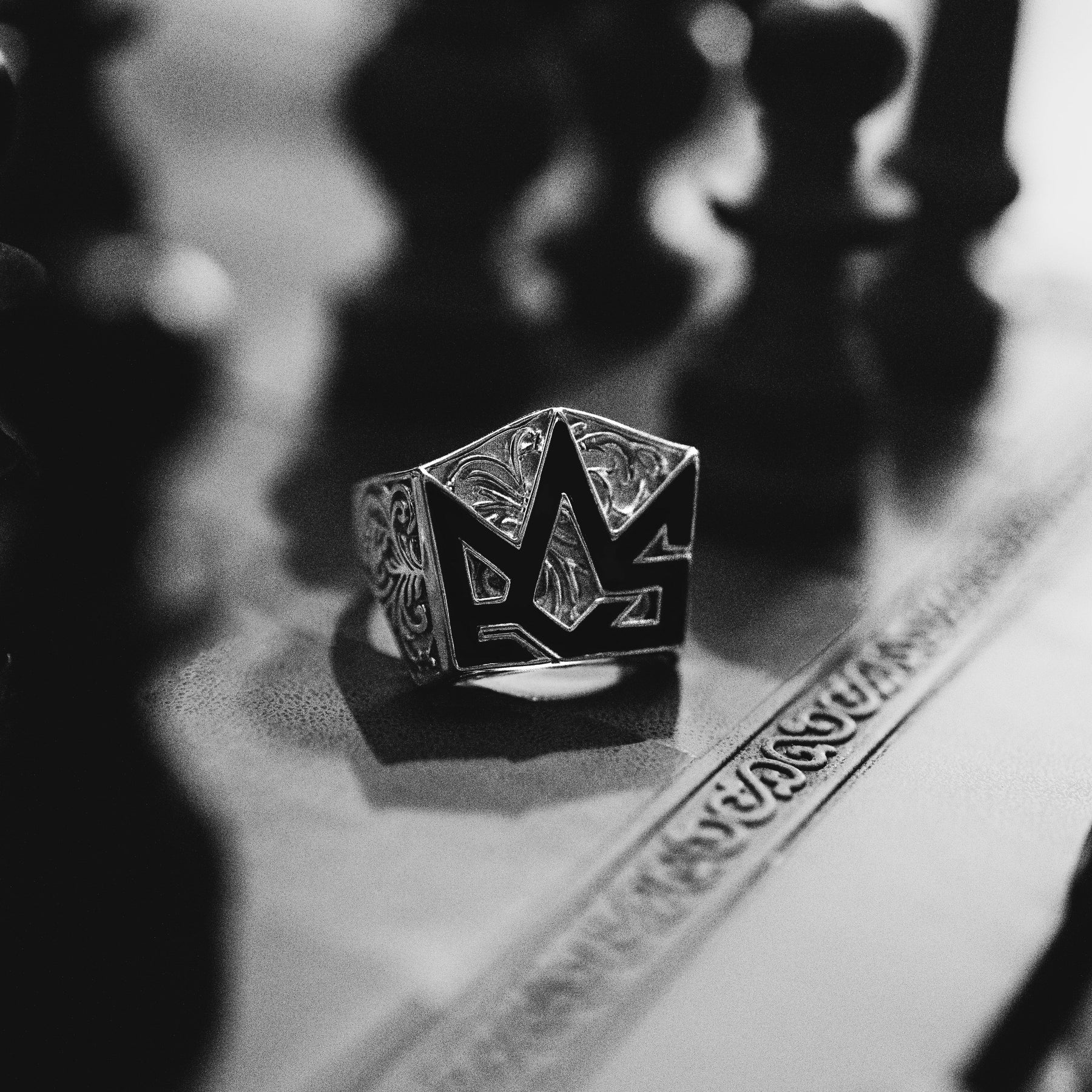 TIMELESS ROS SIGNET