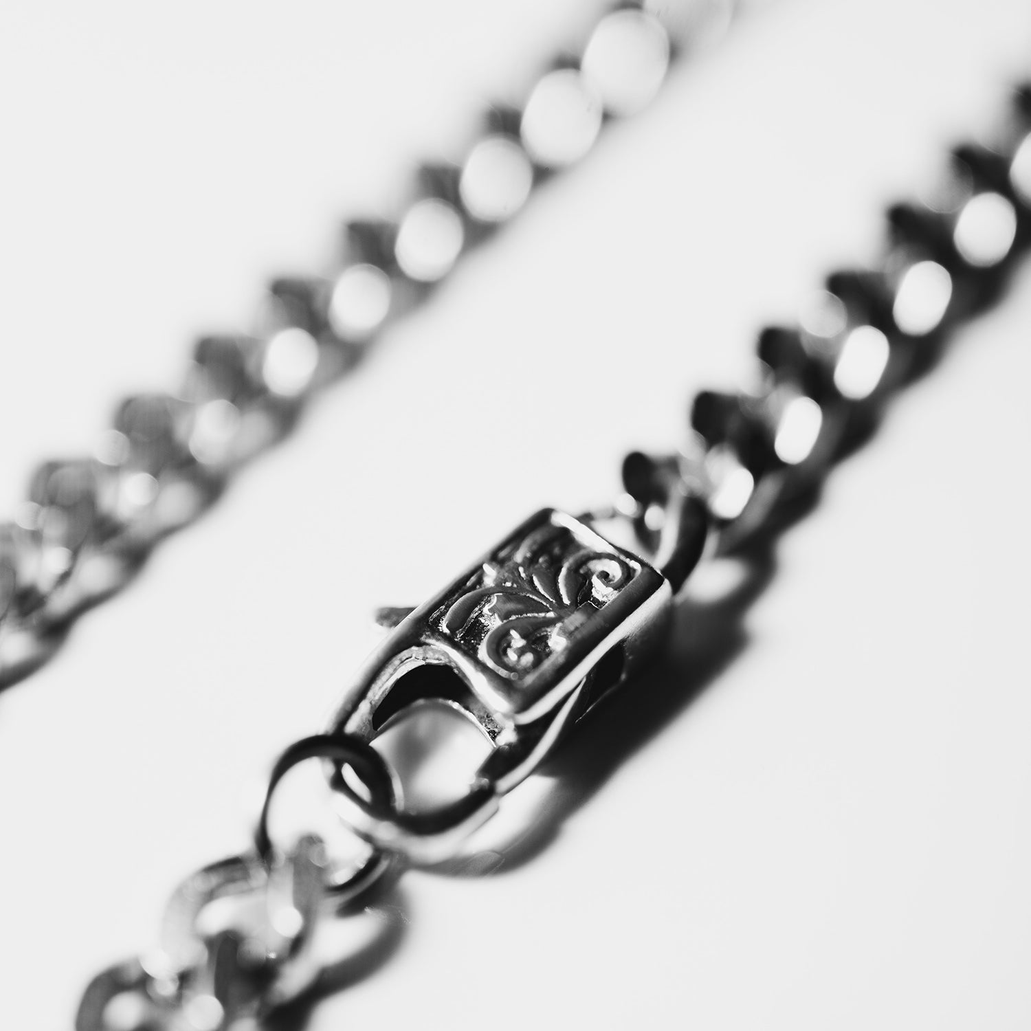 TIMELESS ROS CHAIN