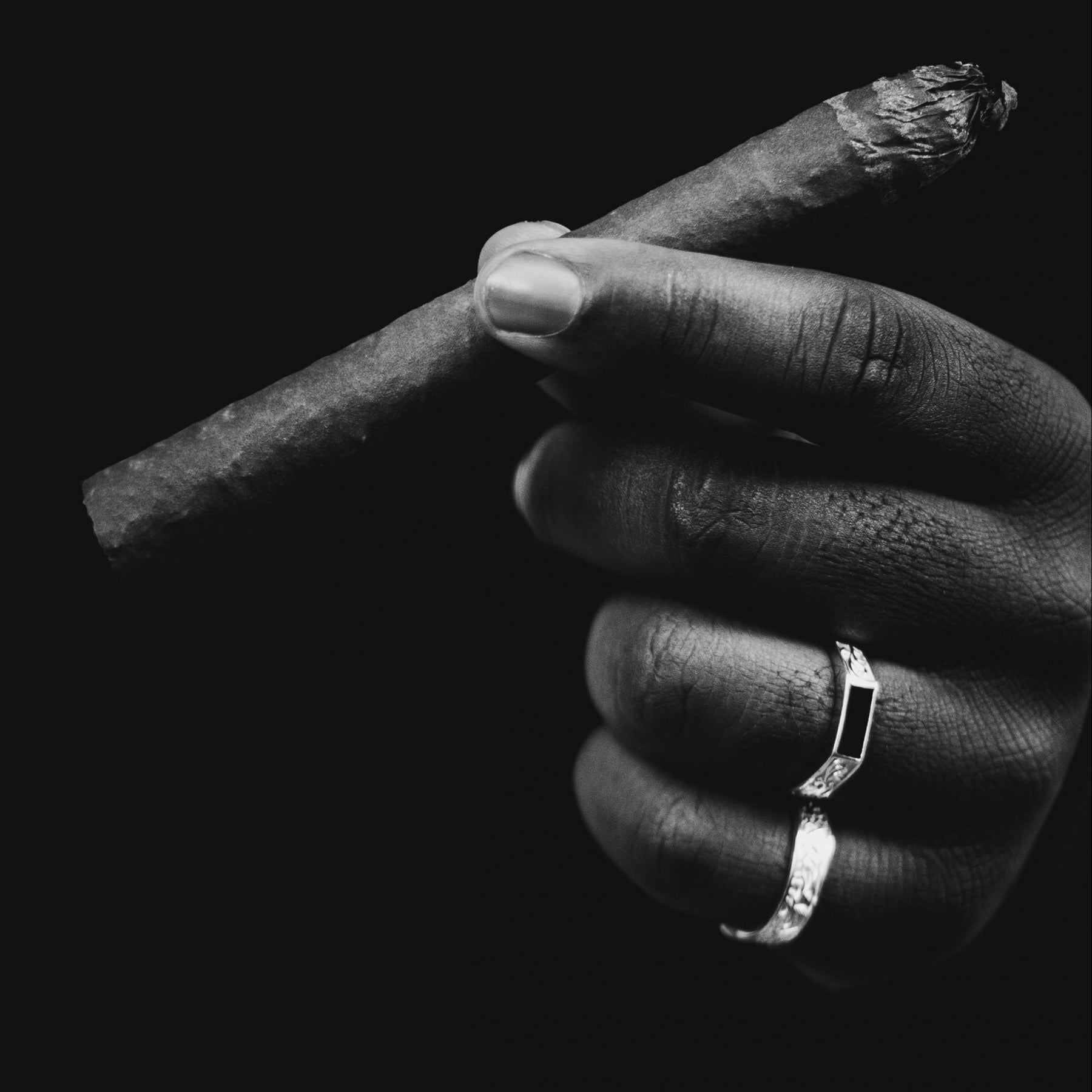 TIMELESS ONIX RING